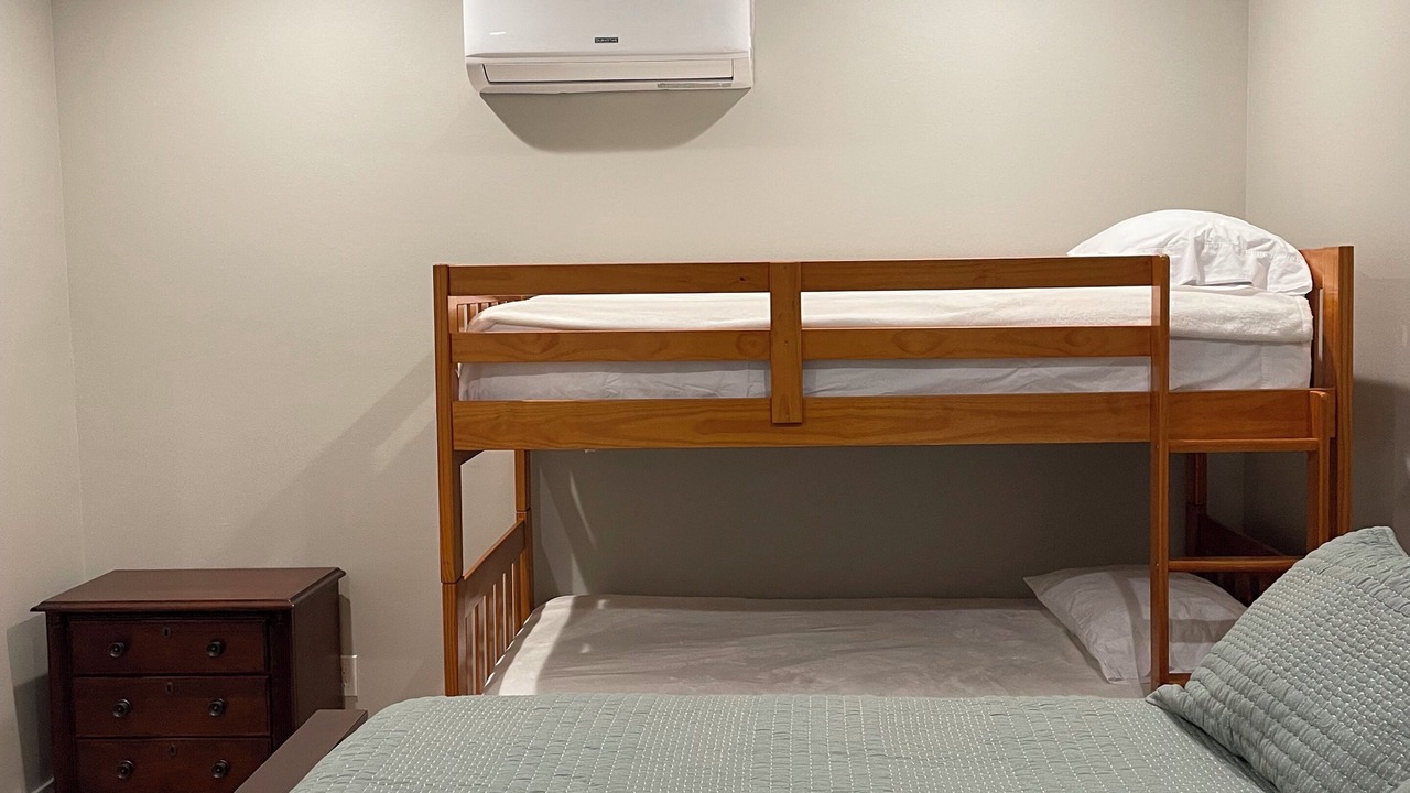 Photo of Bedroom in Booneville