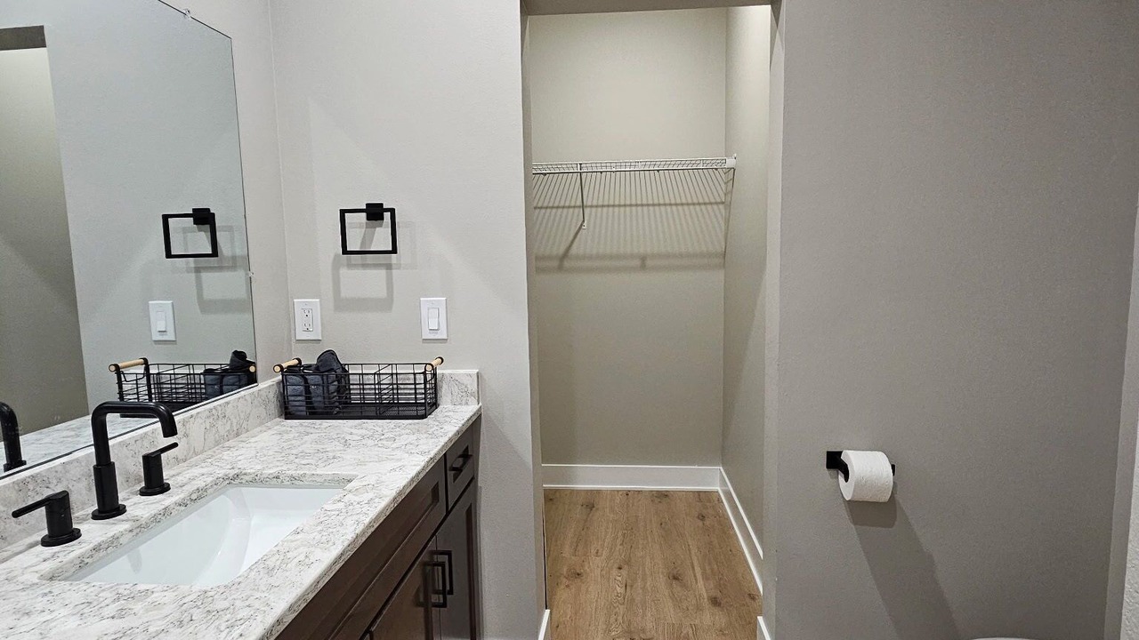 Photo of Bathroom in Booneville