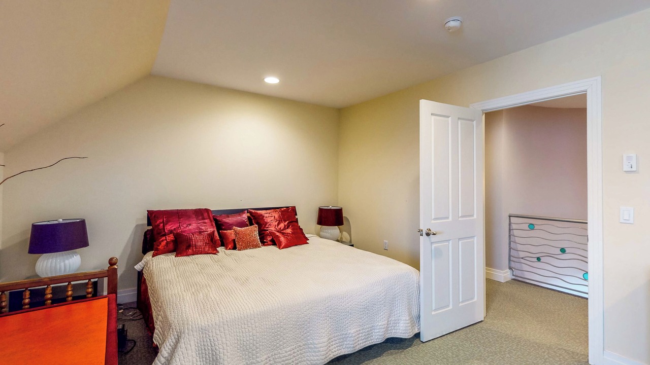 Photo of Bedroom in Unionville