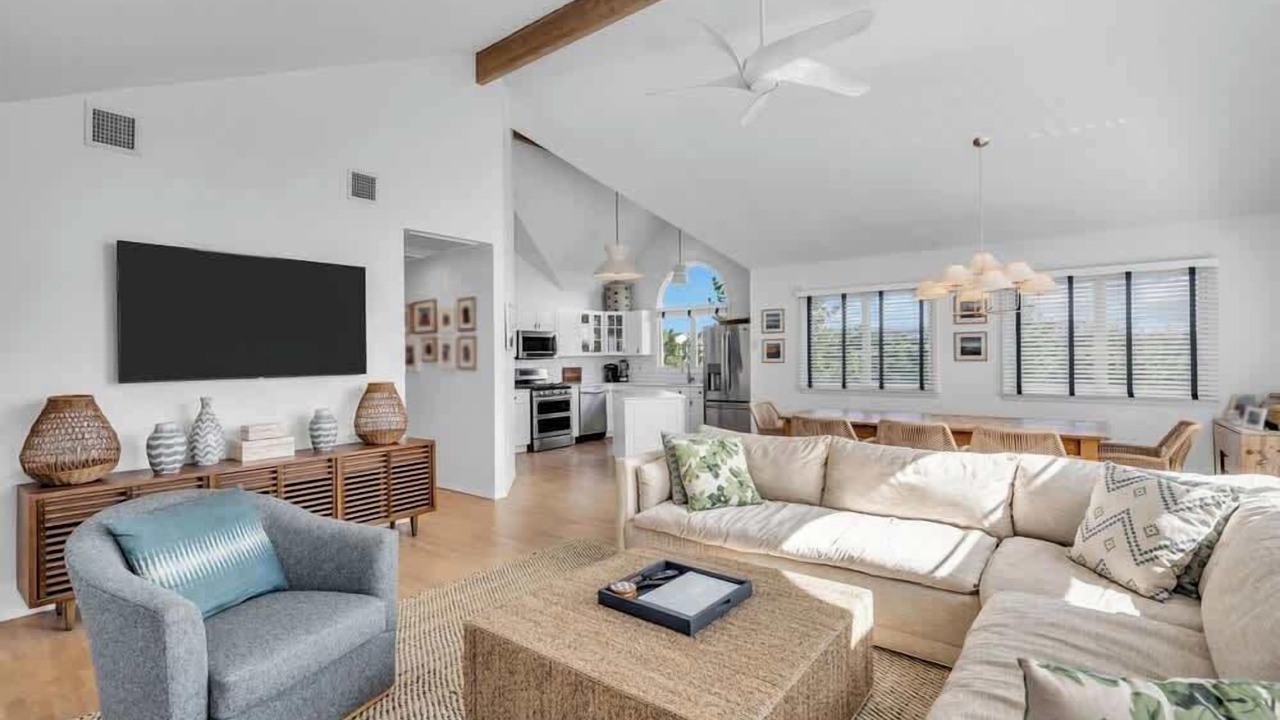 Photo of Livingroom in Loveladies