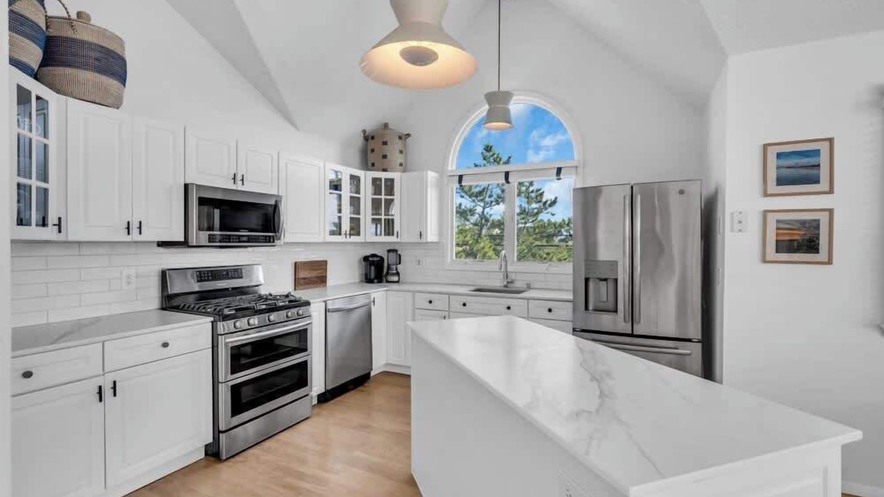 Photo of Kitchen in Loveladies