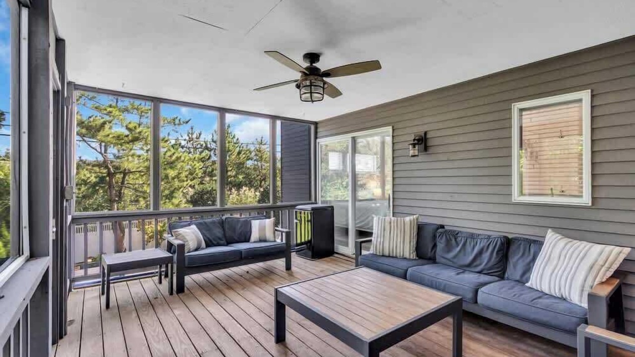 Photo of Livingroom in Loveladies