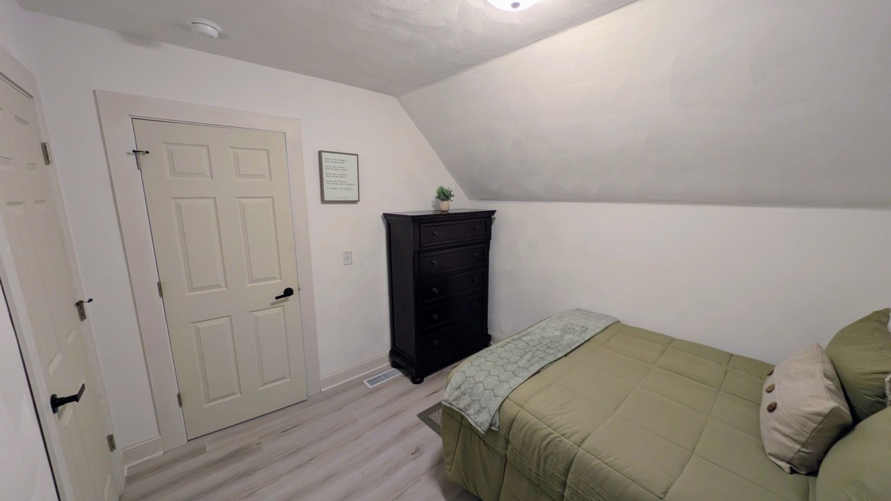 Photo of Bedroom in Beloit