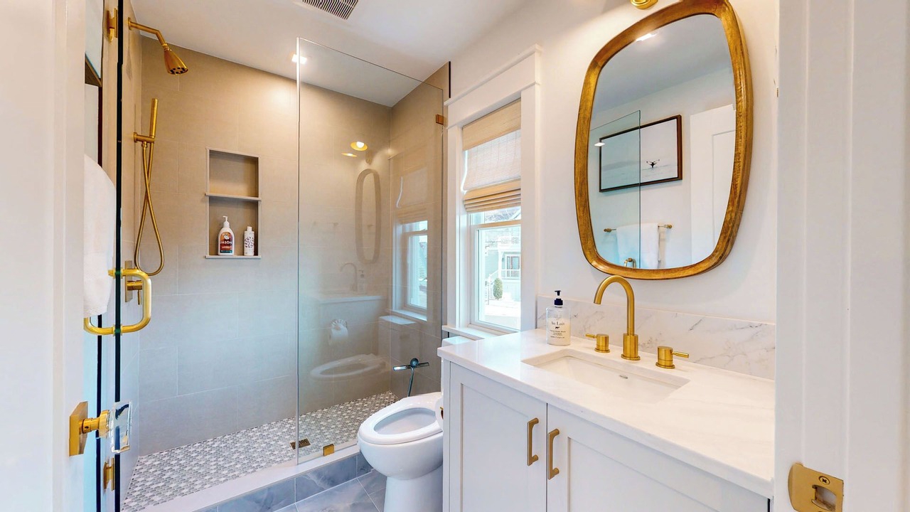 Photo of Bathroom in Stone Harbor