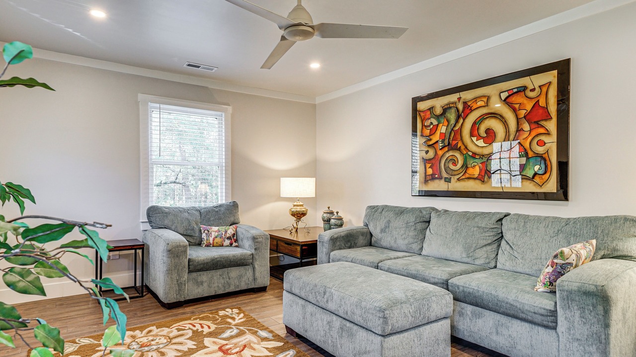 Photo of Livingroom in Kirkland
