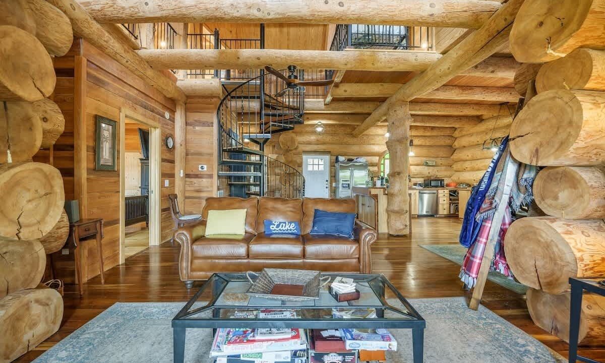 Photo of Livingroom in Manning