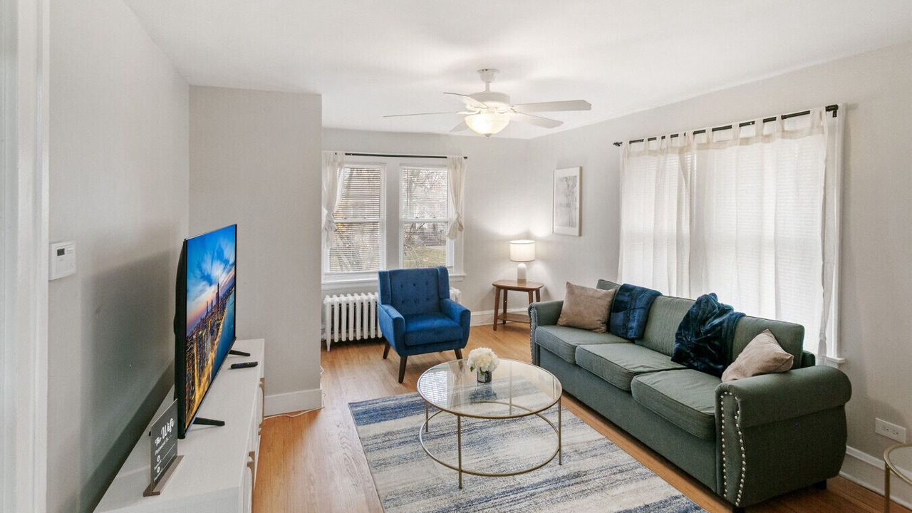 Photo of Livingroom in Highwood