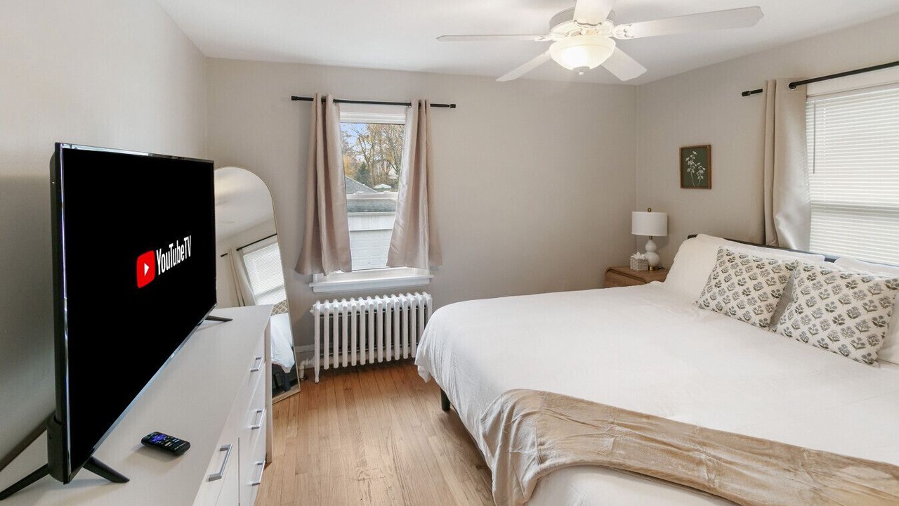 Photo of Bedroom in Highwood