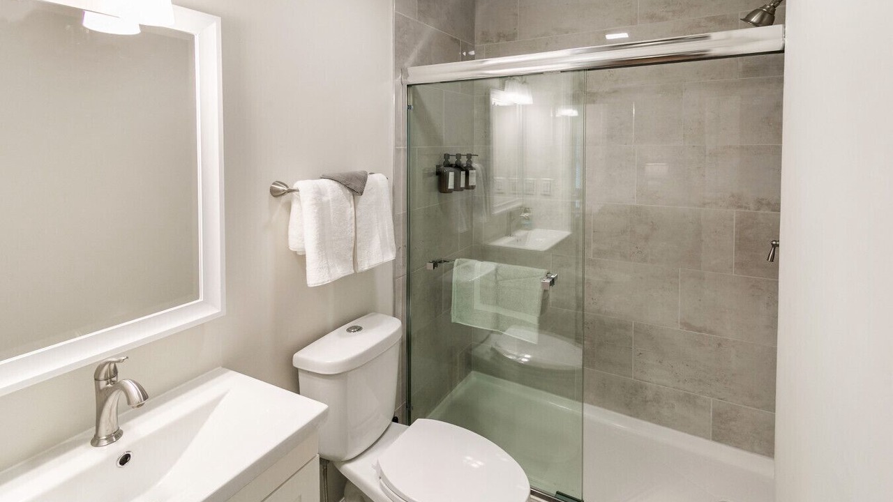 Photo of Bathroom in Highwood