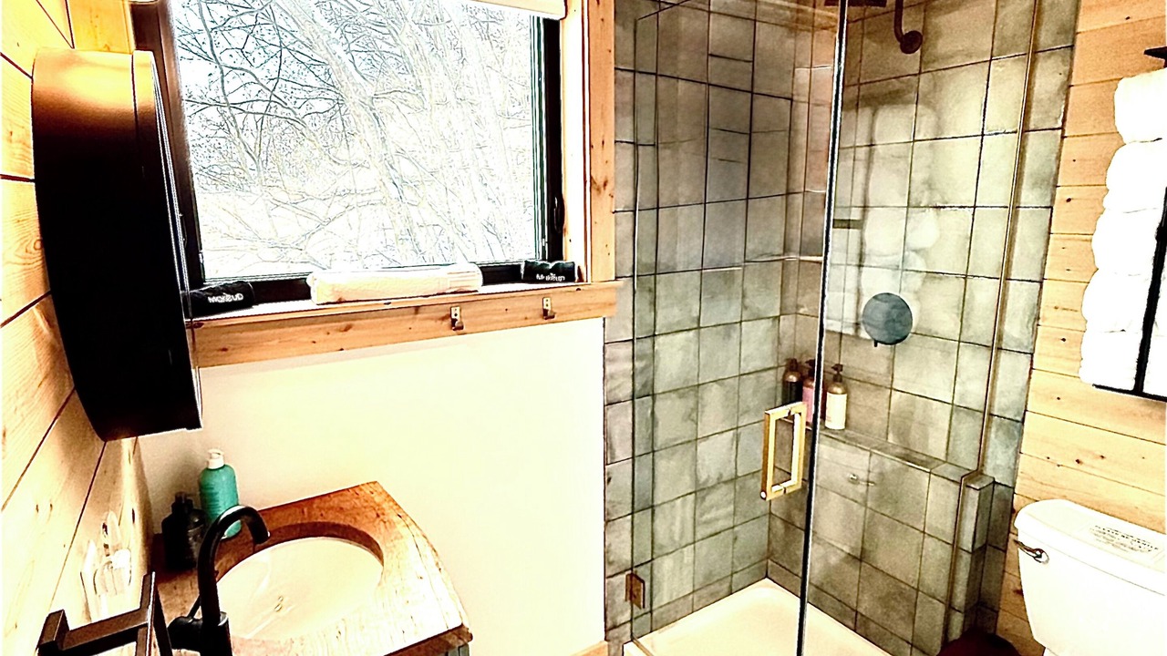 Photo of Bathroom in Ottawa