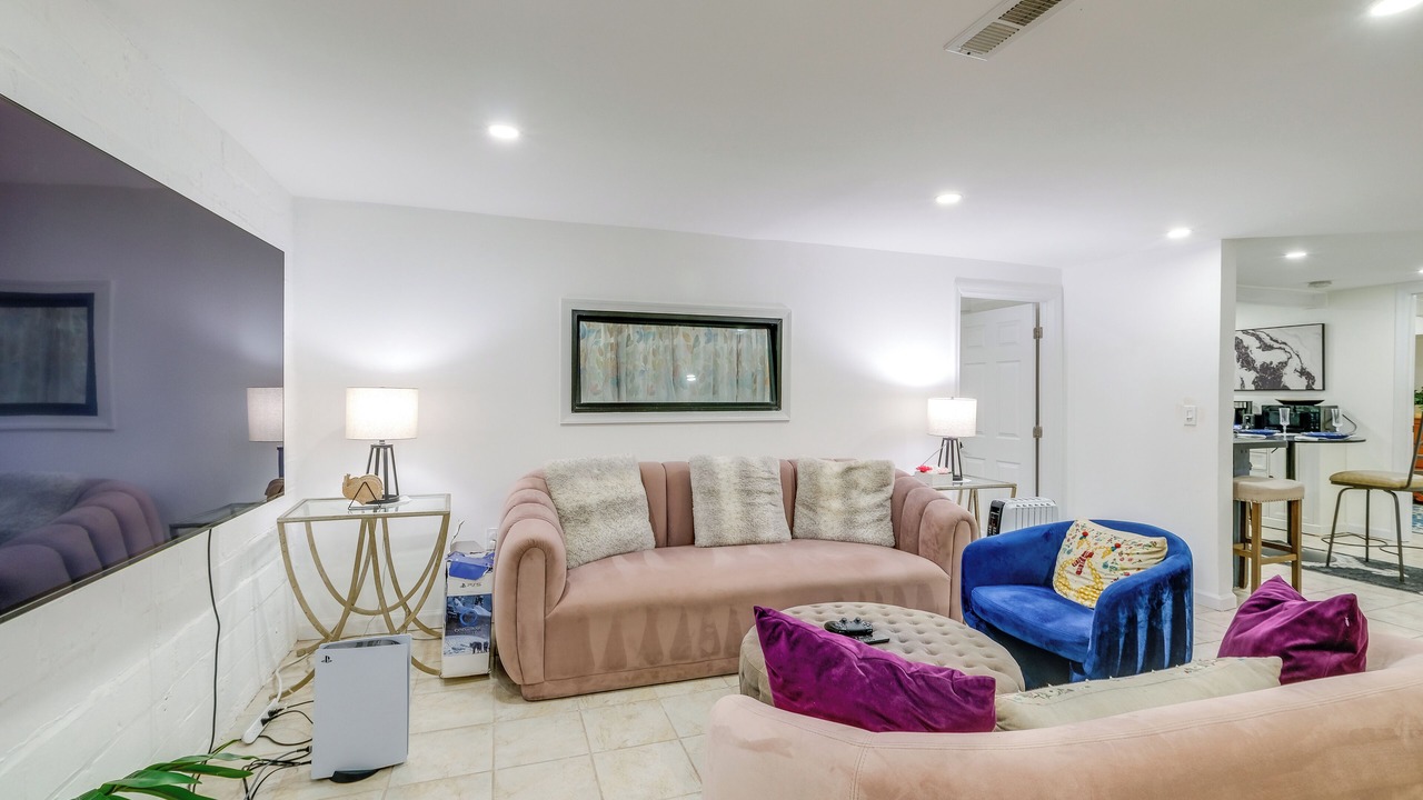 Photo of Livingroom in Silver Spring