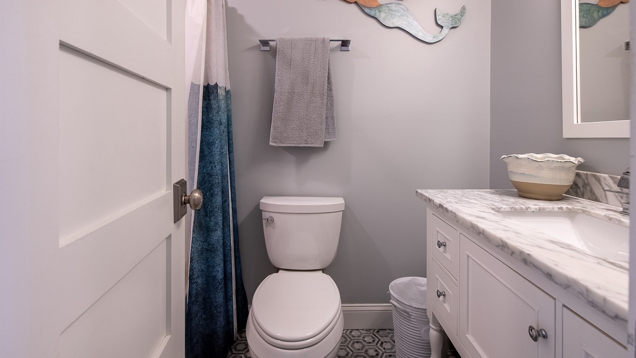 Photo of Bathroom in Corolla