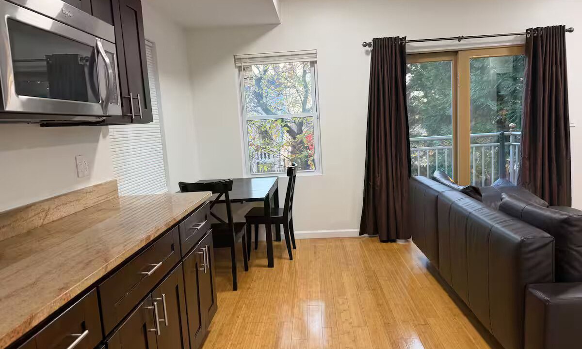 Photo of Livingroom in Jersey City