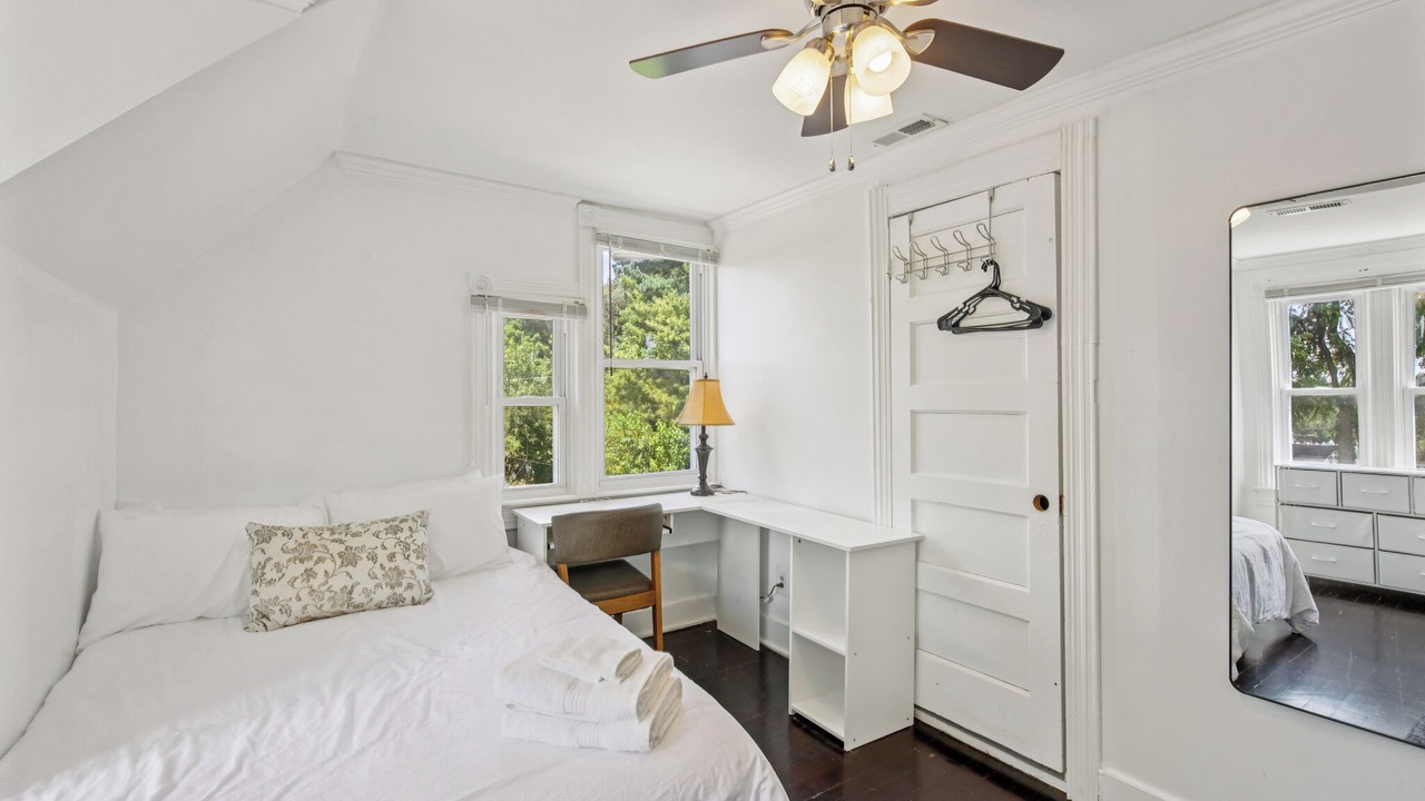 Photo of Bedroom in Irvington