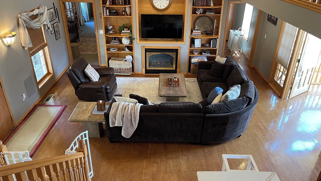 Photo of Livingroom in Guthrie County
