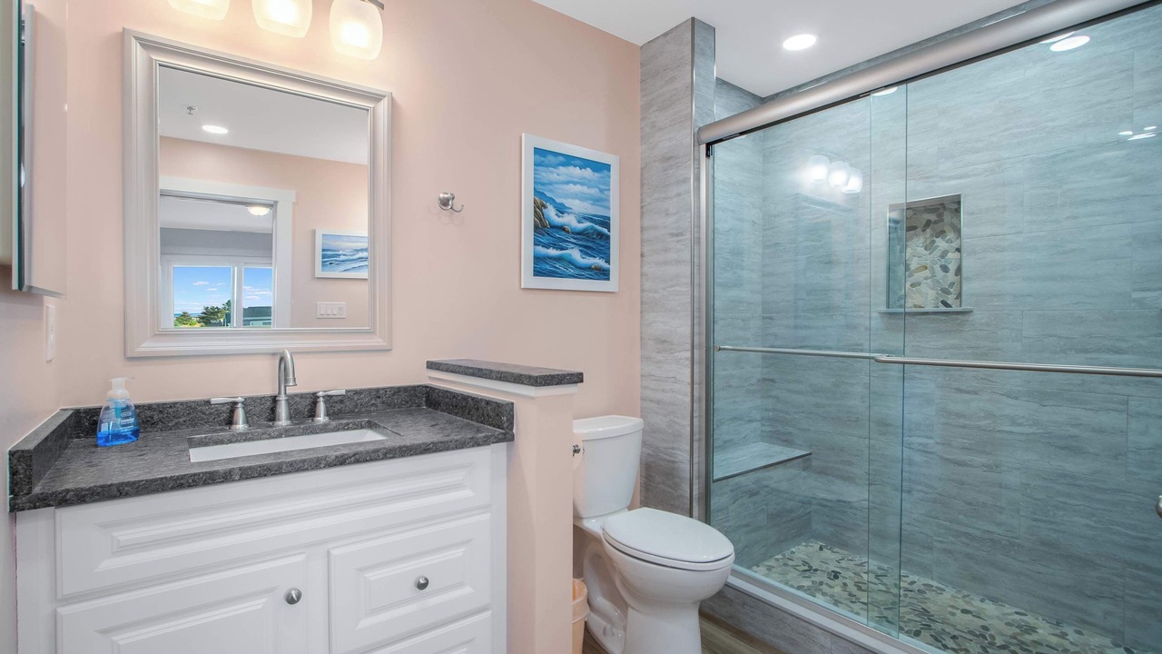 Photo of Bathroom in Heron Harbour Isle