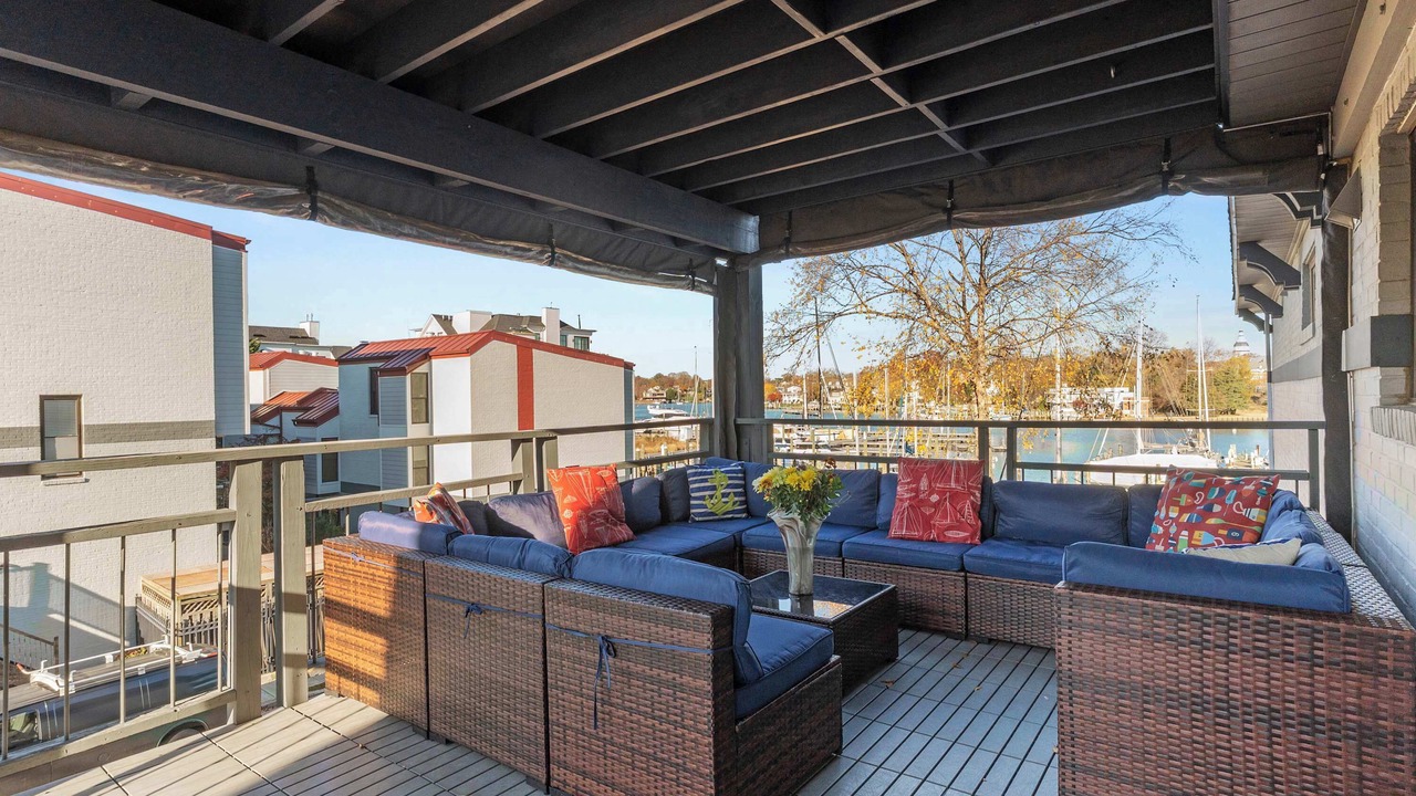 Photo of Patio Balcony in Eastport
