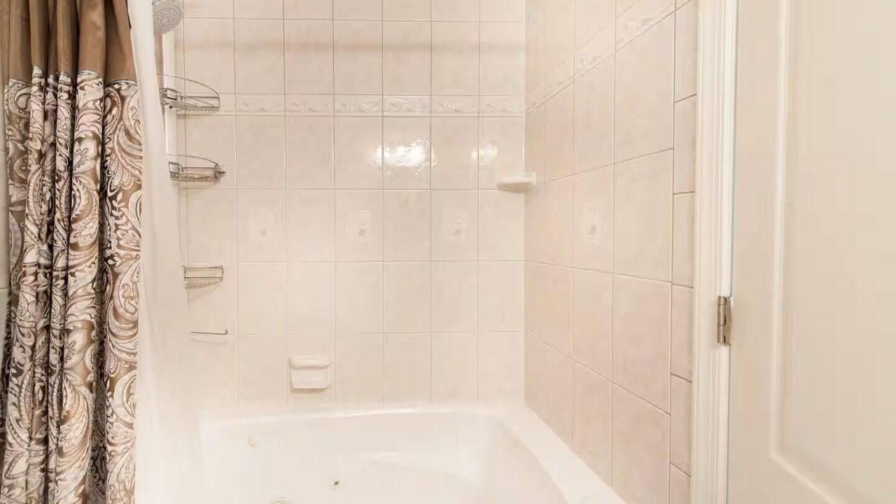 Photo of Bathroom in Truxton Circle