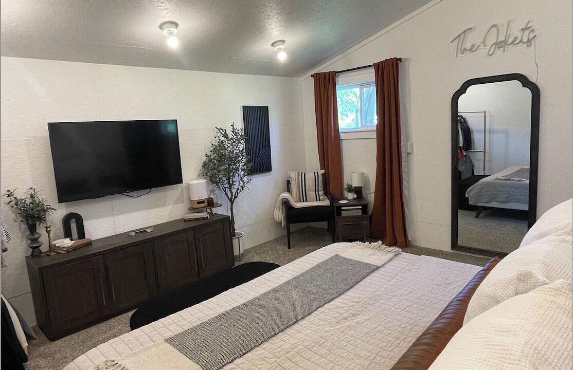 Photo of Bedroom in Adair