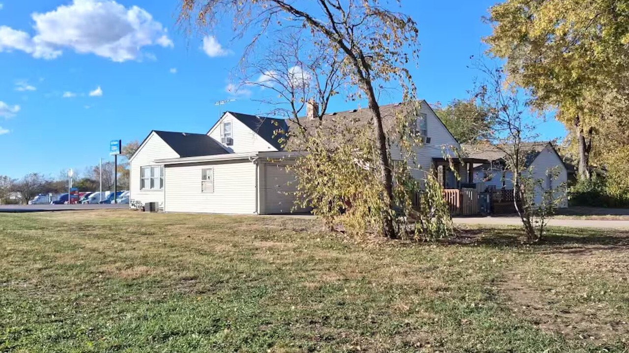 Photo of Outdoor in Oak Grove