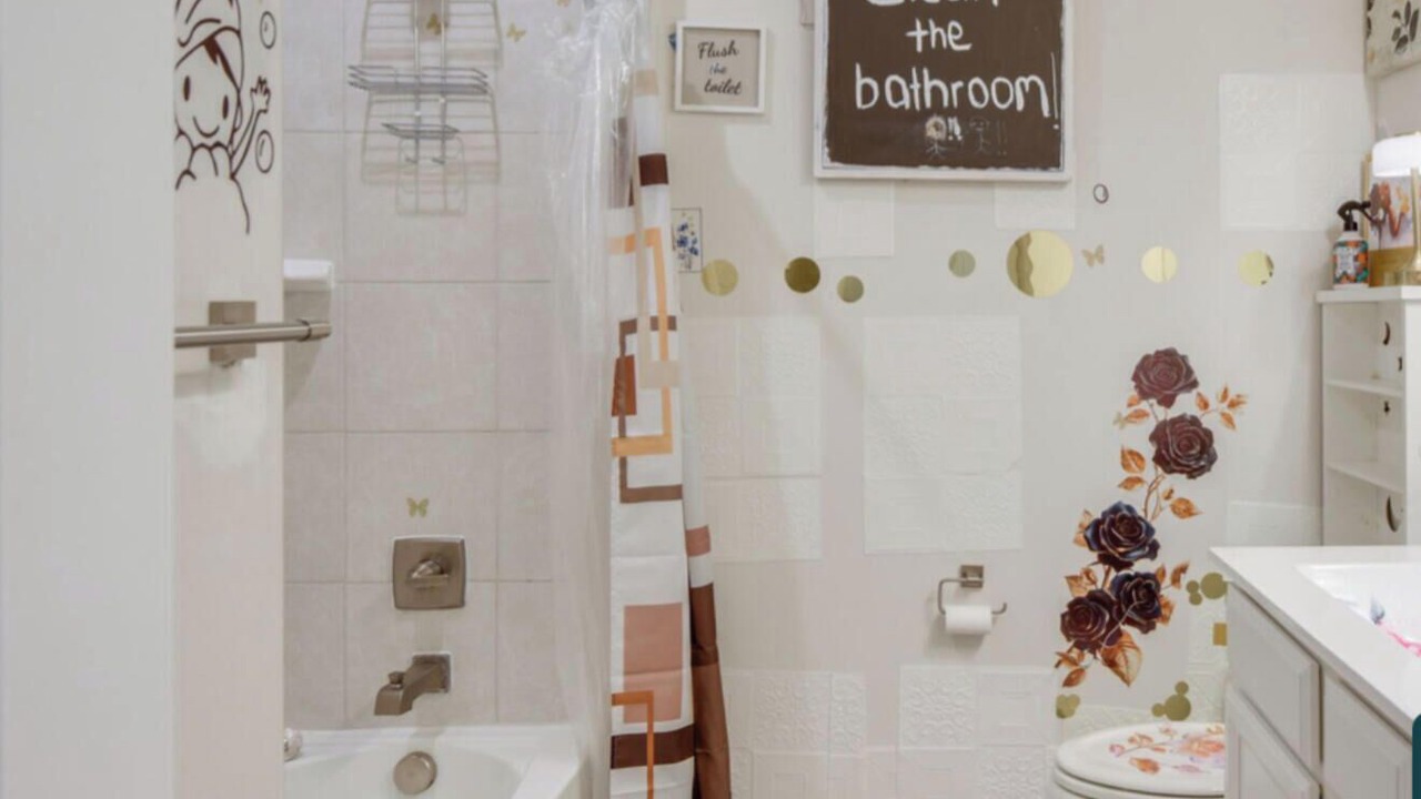 Photo of Bathroom in Laurel