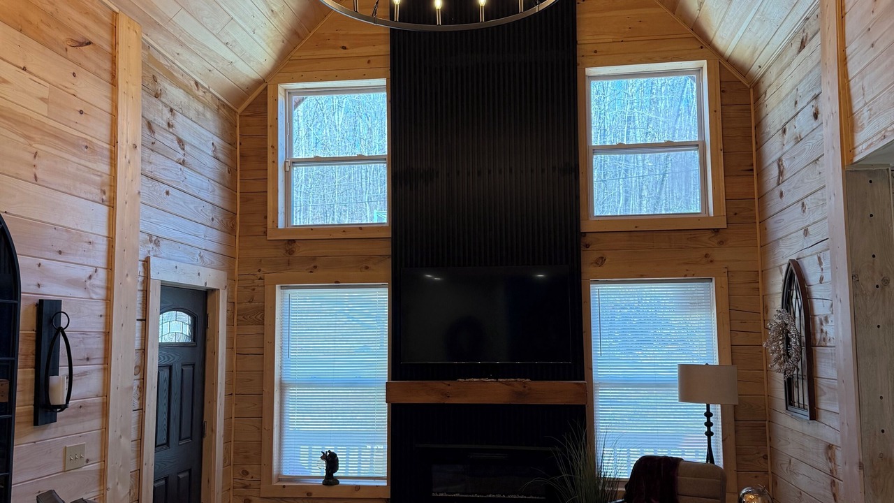 Photo of Livingroom in Charter Hills