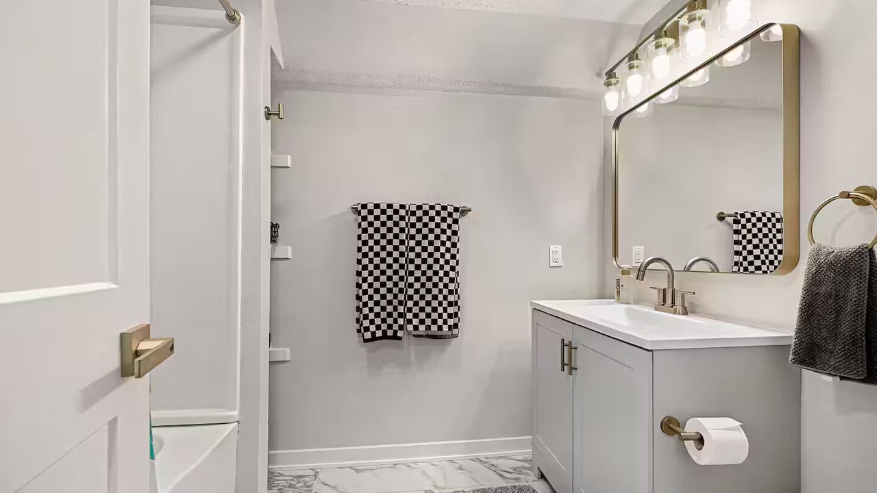 Photo of Bathroom in Benson