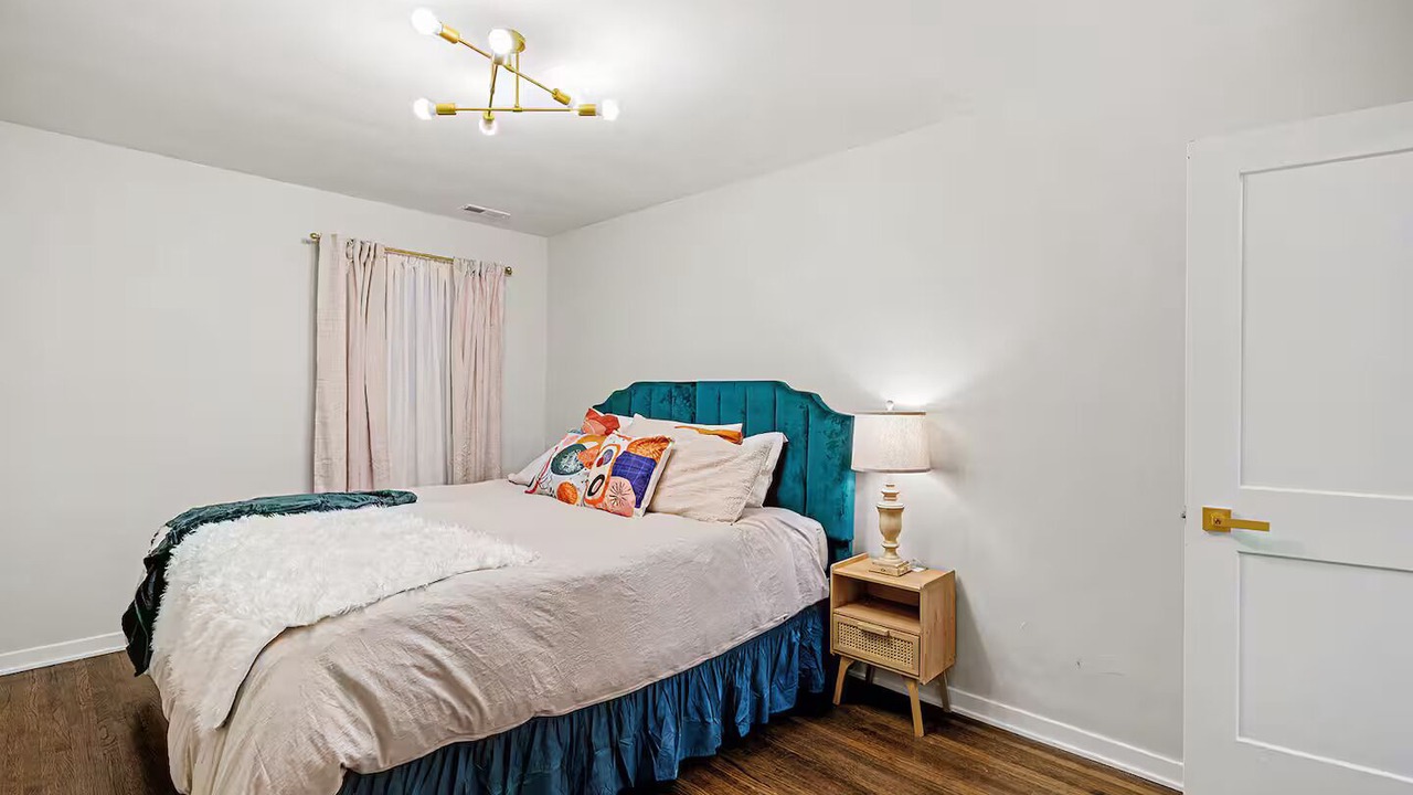 Photo of Bedroom in Benson