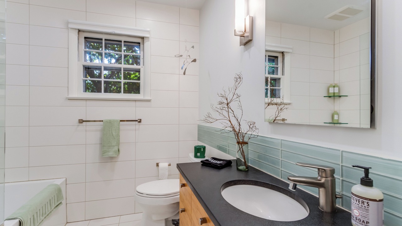 Photo of Bathroom in Rehoboth by the Sea