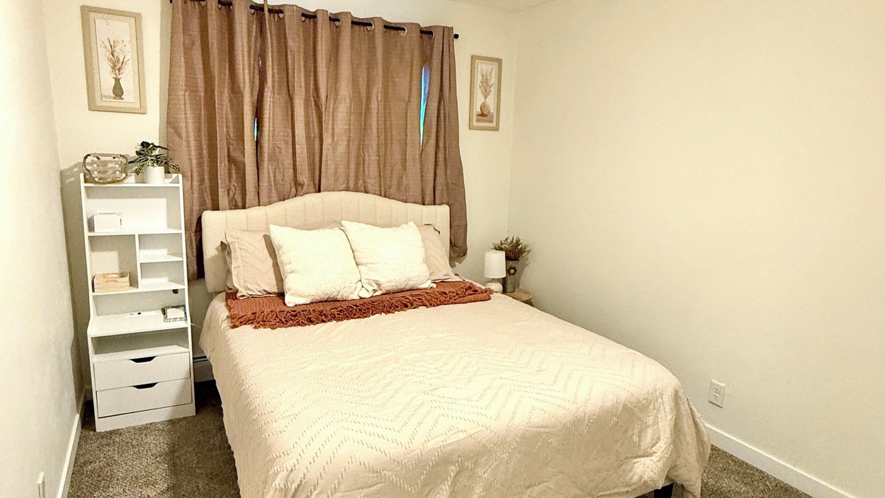 Photo of Bedroom in Cedar Rapids