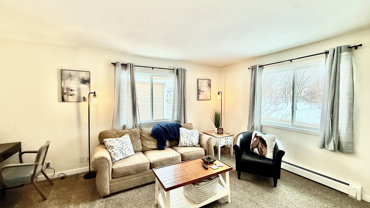 Photo of Livingroom in Cedar Rapids