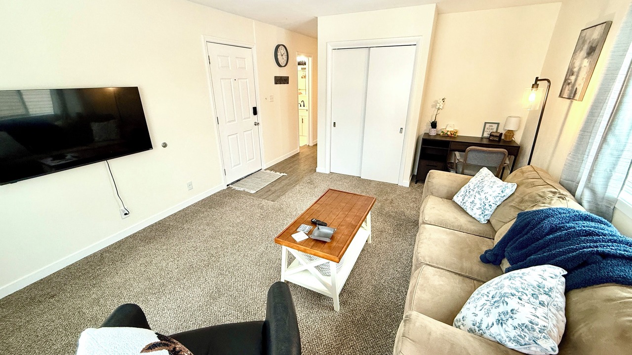 Photo of Livingroom in Cedar Rapids