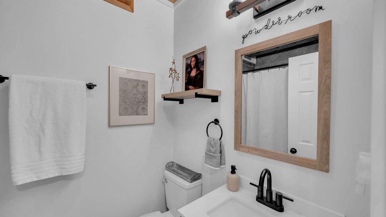 Photo of Bathroom in Charter Hills