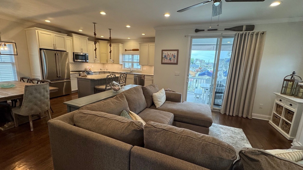Photo of Livingroom in Ortley Beach
