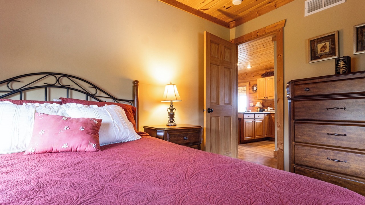 Photo of Bedroom in Dubuque