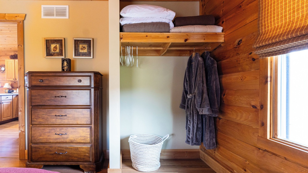 Photo of Bedroom in Dubuque