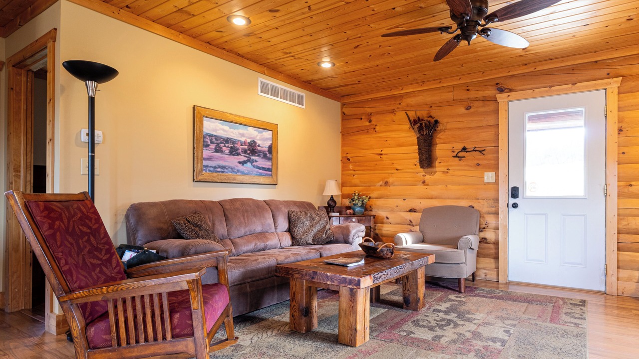Photo of Livingroom in Dubuque