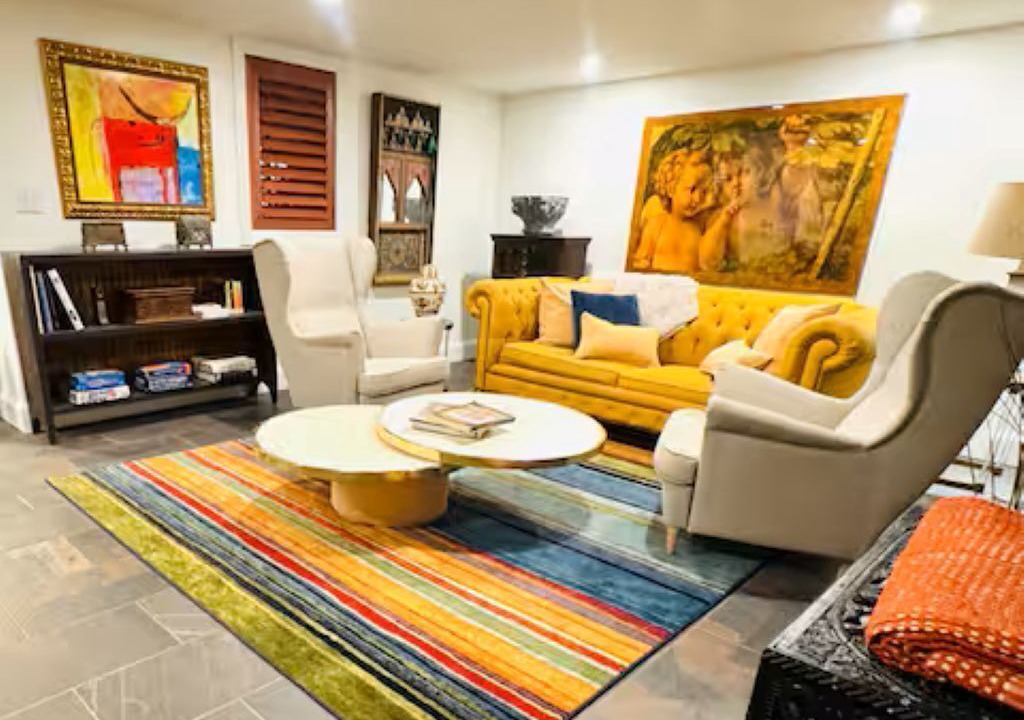 Photo of Livingroom in North Roland Park/Poplar Hill