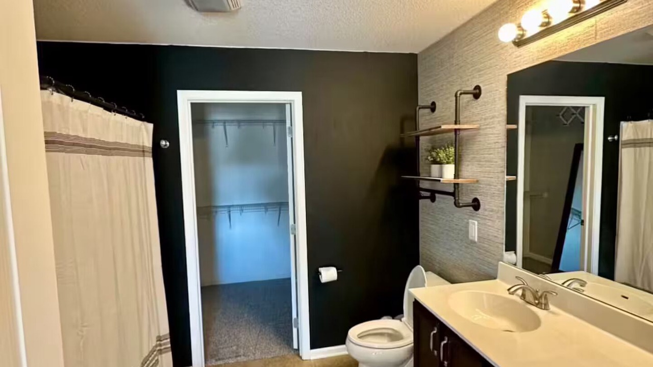 Photo of Bathroom in West Des Moines