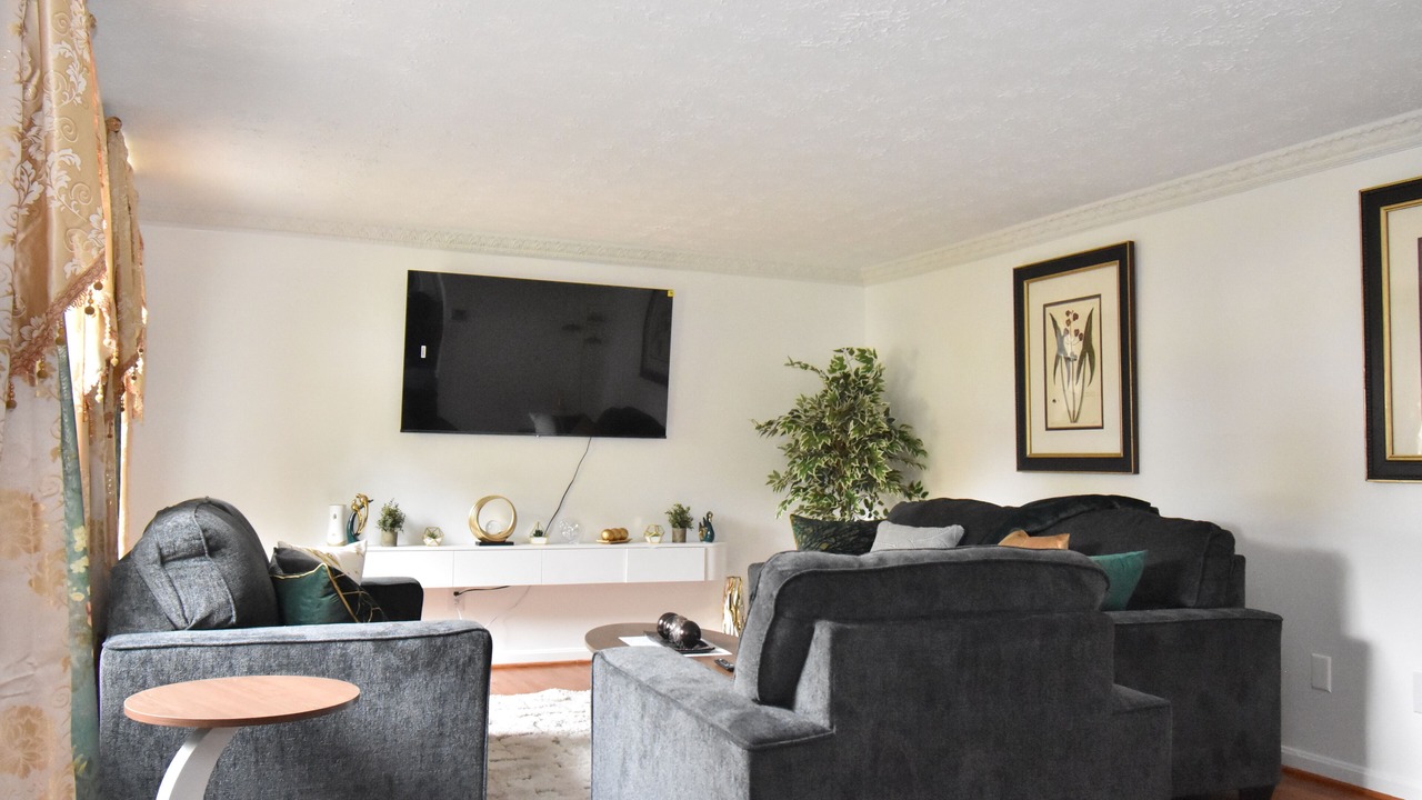 Photo of Livingroom in Bowie