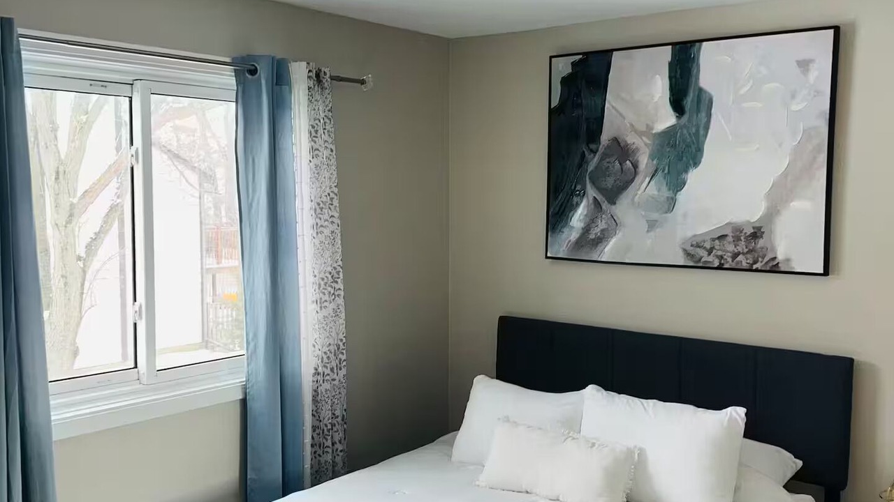 Photo of Bedroom in Aurora