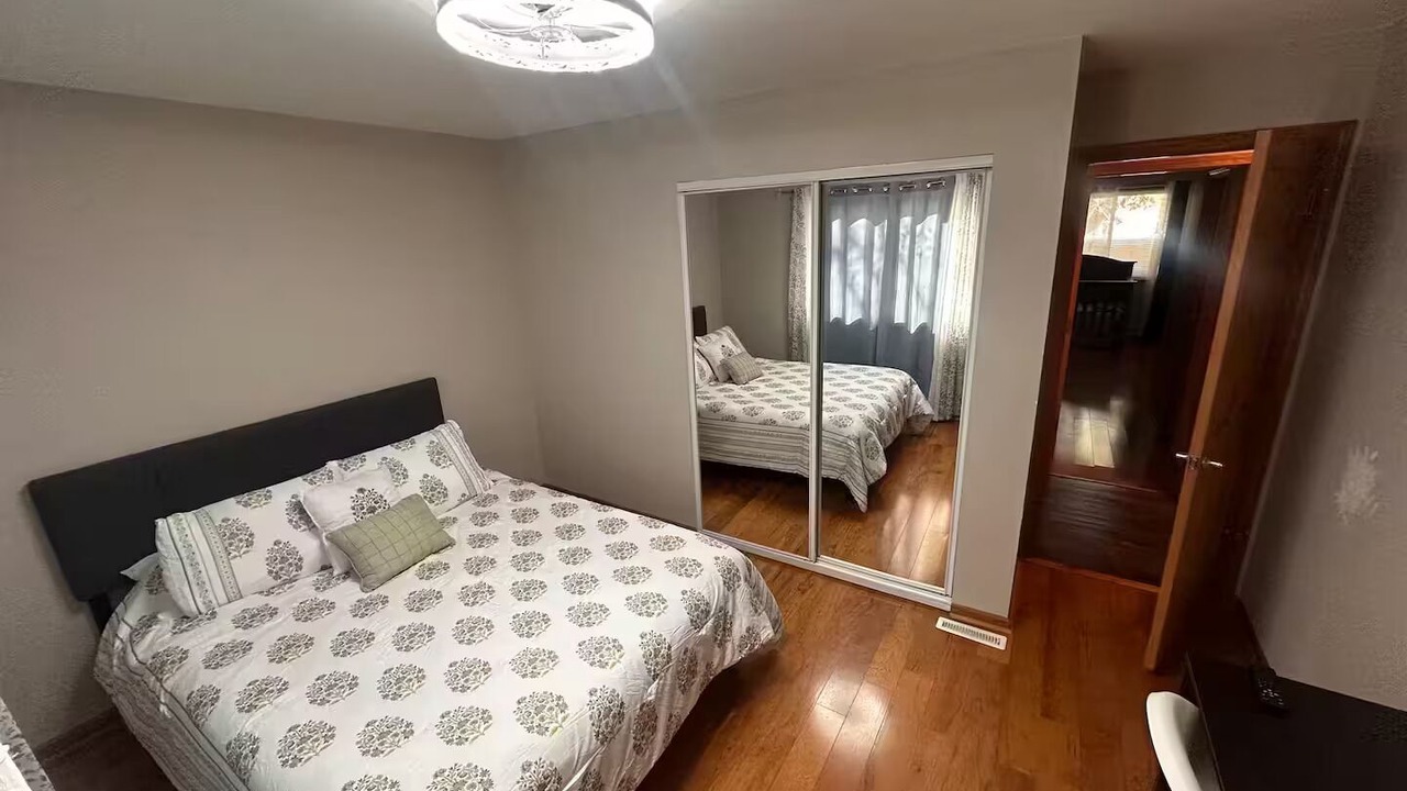 Photo of Bedroom in Aurora