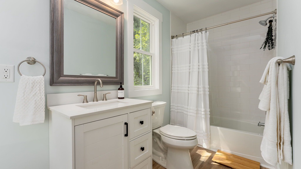 Photo of Bathroom in Wrightsboro