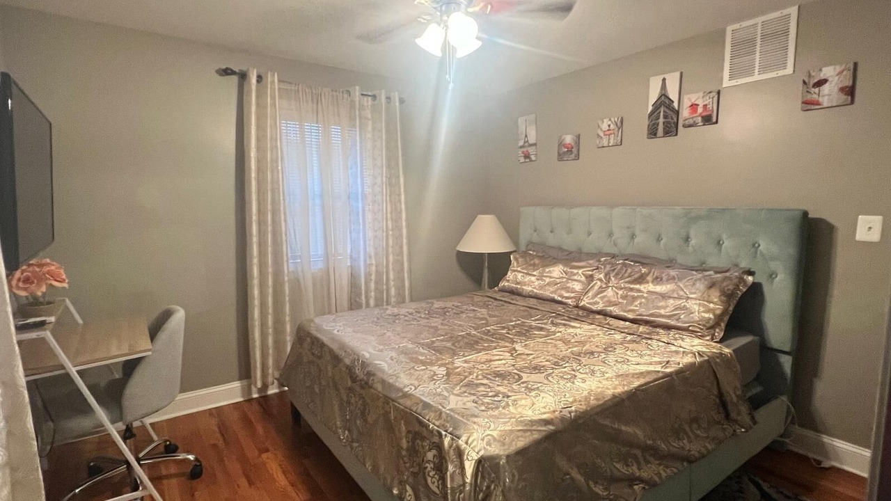 Photo of Bedroom in Milford Mill