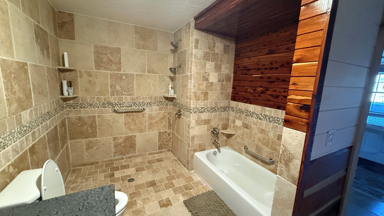 Photo of Bathroom in Gadsden