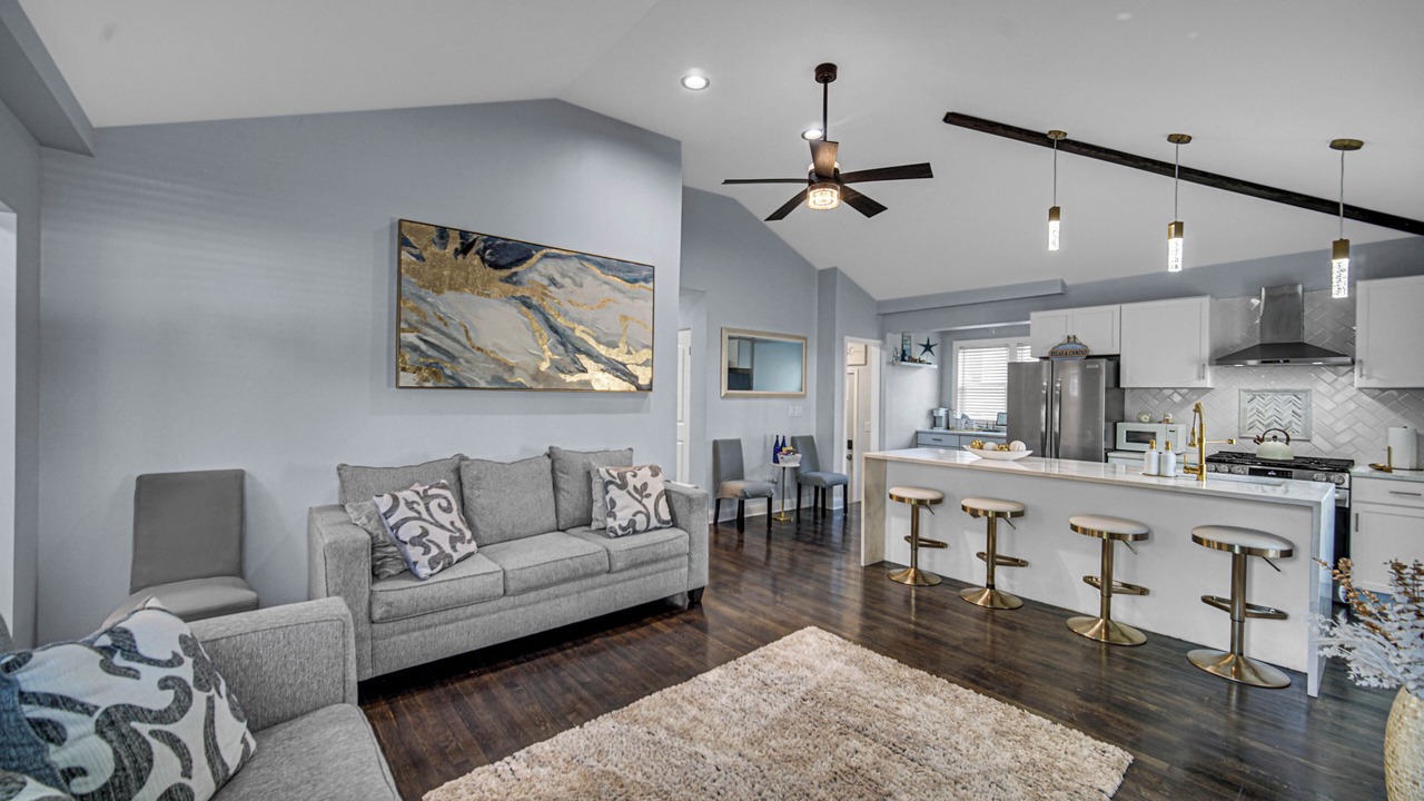 Photo of Livingroom in Miller Beach