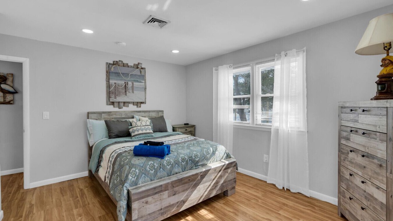 Photo of Bedroom in Ocean Gate