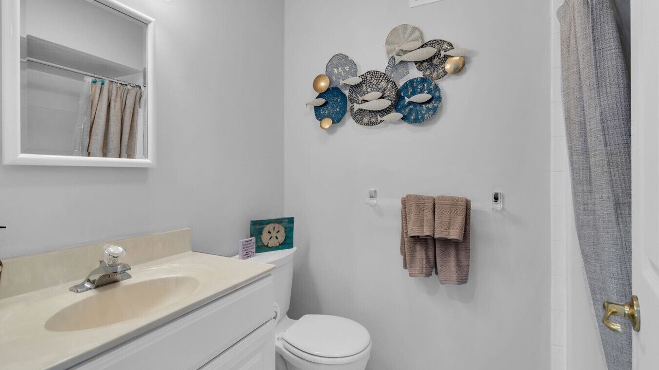 Photo of Bathroom in Ocean Gate