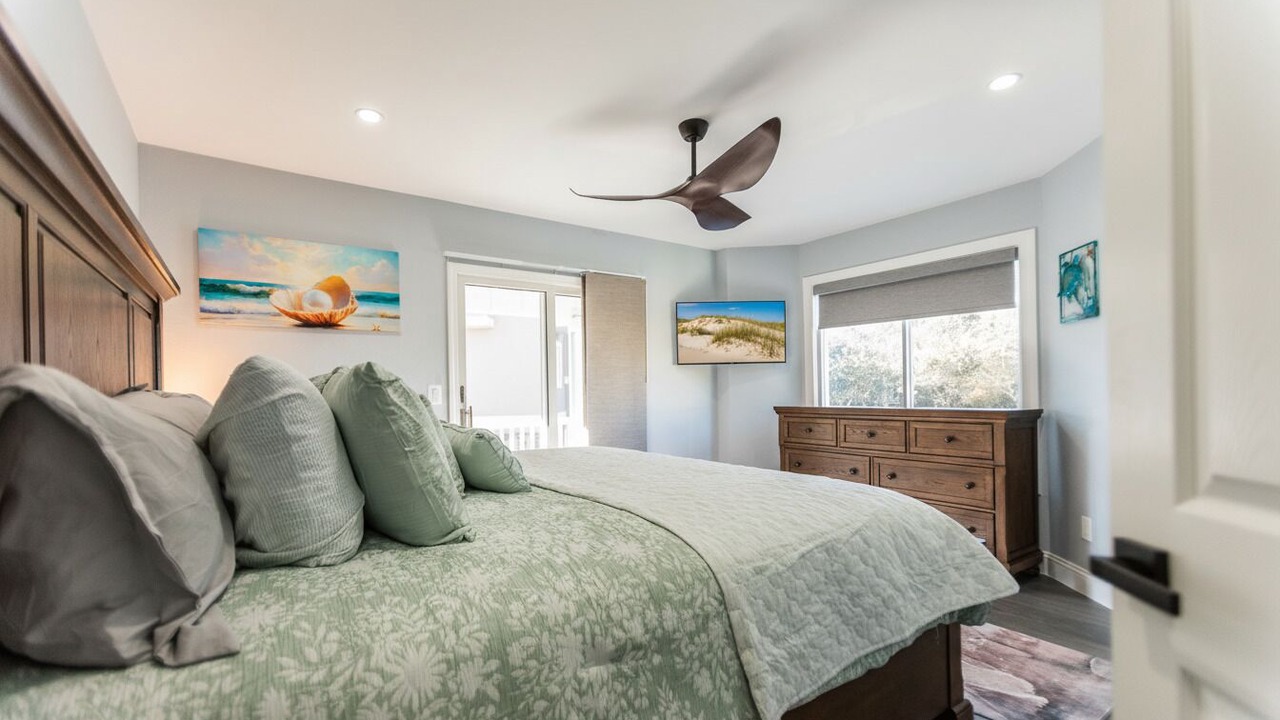 Photo of Bathroom in Monteray Shores