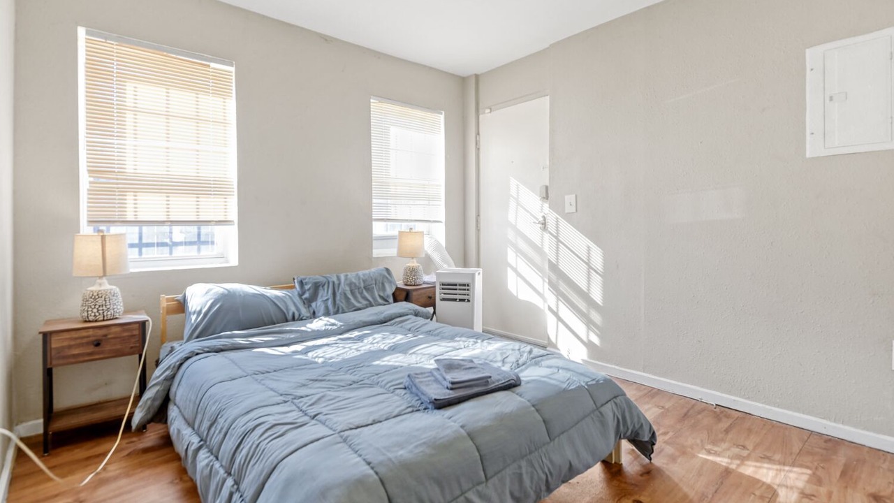 Photo of Bedroom in Downtown Baltimore